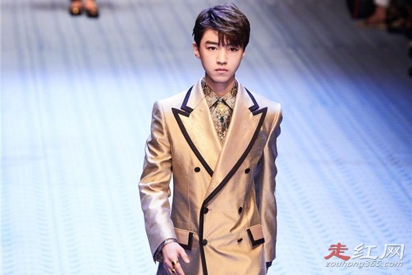 ��������������Ĺ�ϵ �����õ��Ϲ���˭