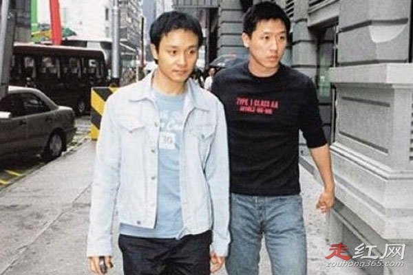 �Ź�����һ���ߵ� ͬ���������ƺ׵���������˭