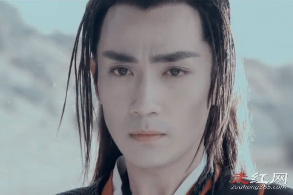 ��һ���������Ӵ�ѧͬѧ�� Ϊʲô�۾����Ǻ��