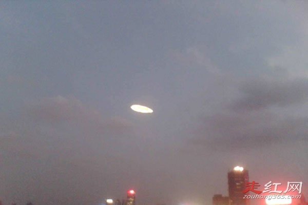 8��20�Ϻ�ufo�¼�֮�����ڱ��⿪�� ��������ô����