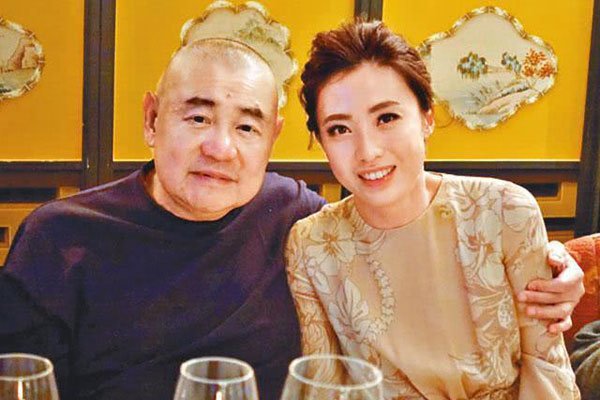 �����ۺ͸ʱȵĹ��� ���������ۿ���Ƣ����õ�Ů��