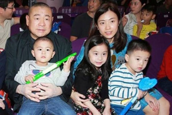 �����ۺ͸ʱȵĹ��� ���������ۿ���Ƣ����õ�Ů��