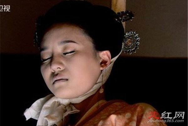 上吊女尸事件吓人吗 这种自杀方式更多出现在古代