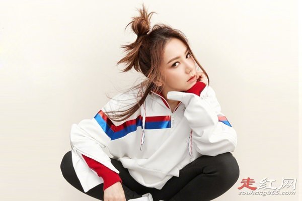 �鳽�������ϼ�� ����һ��Ŀ�Ů����