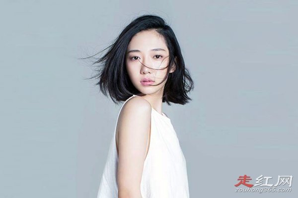 �鳽�������ϼ�� ����һ��Ŀ�Ů����