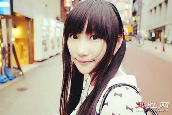 洛天依是中国的还是日本的 是真人还是机器人歌姬