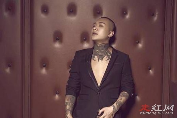 王逗逗和方丈分手视频怎么回事 三个月零六天终以分手结束