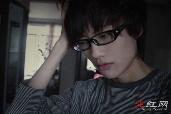 许嵩女朋友徐佳颖怎么走的故事是真的吗