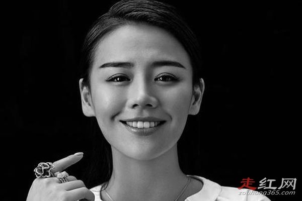 ��˼����΢Ц��ʲô�� ������Ҳ���ȵ�����