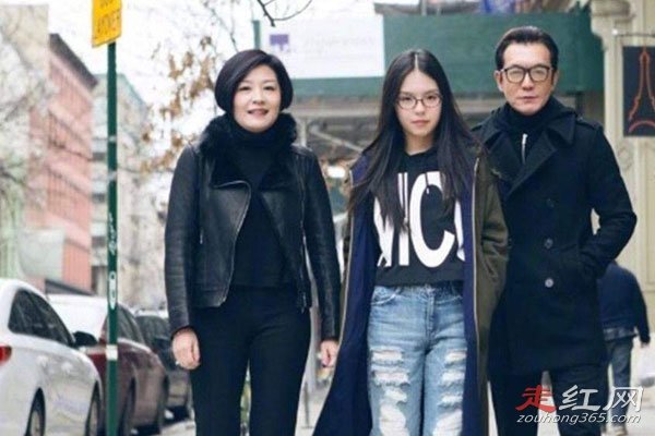 ��ӽ�����ӹ��ĺ�Ů�����������״ Ǩŭ������Ϊ����ȡ