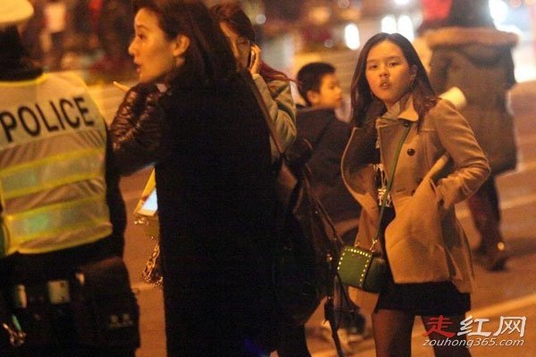 ��ӽ�����ӹ��ĺ�Ů�����������״ Ǩŭ������Ϊ����ȡ