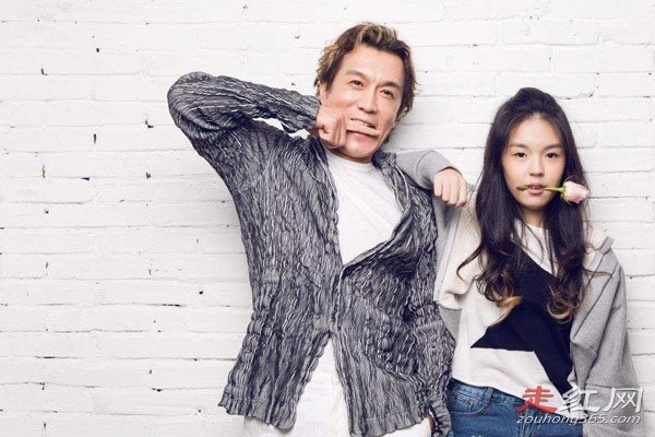 ��ӽ�����ӹ��ĺ�Ů�����������״ Ǩŭ������Ϊ����ȡ