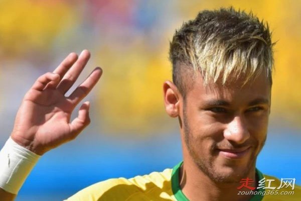 内马尔梅西什么关系 有要压过梅西的势头了