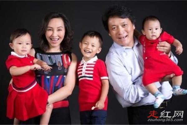 �����������Ϲ���˭ ���Ӻ�Ů����Ƭ