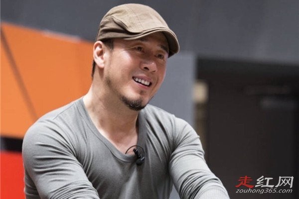 ����32���ݳ��Ὺ���� ����һ����Ц��