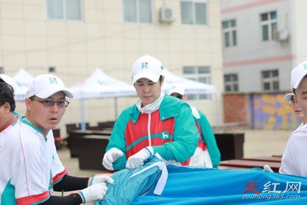 С����������ץ����� ������ʹ�����񫷢��