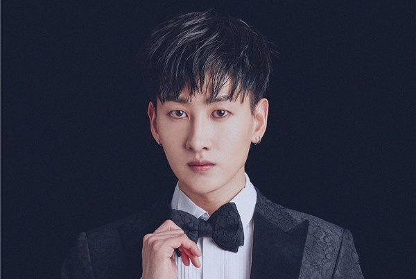 银赫和iu事件照片怎么回事为什么被骂三年