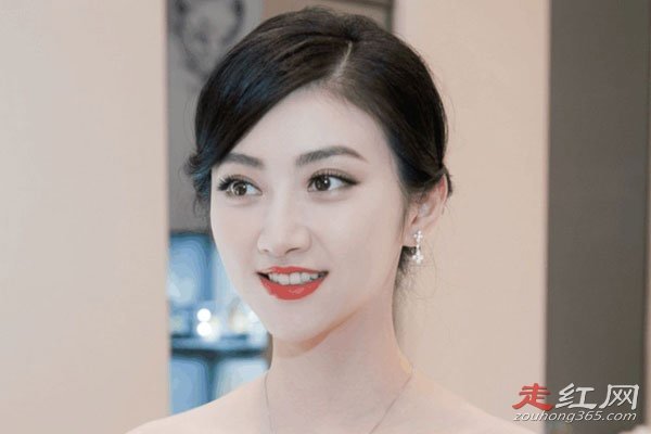 ��ѩ�;���˭��ţ������ �����˷�չ����һ���ȼ�