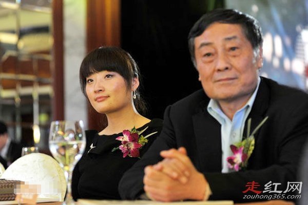 �޹������������������� Ϊʲôֻ��һŮ