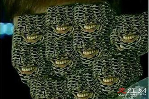 �ź����۾�����������Ů���ĸ������� ���Ƶ�ͼƬ�е������