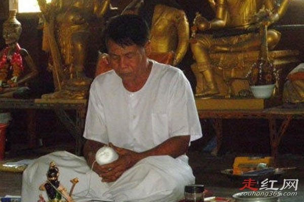 ̩����ͷ��������� �������û������Ǻ��˵�