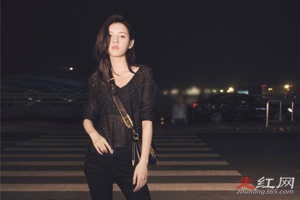 �����ظ������ϼ�������� �������ǳ���֮ǰ����Ƭ���Ա�