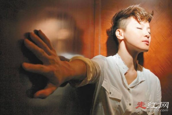 ����ʫ����¼�����ô���� ����Ů������Щ