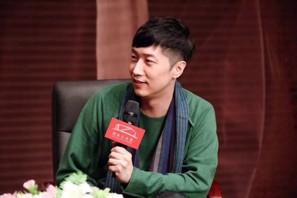 ����ΰ���Ÿ������� ��Ů����������ָ�������