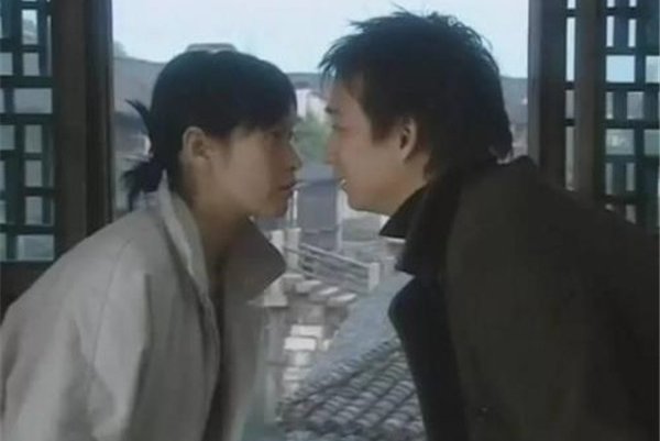 ����Ӣ�ͻ���֮�䵱�굽�׷�����ʲô ����ʲô��ϵ