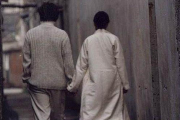 ����Ӣ�ͻ���֮�䵱�굽�׷�����ʲô ����ʲô��ϵ