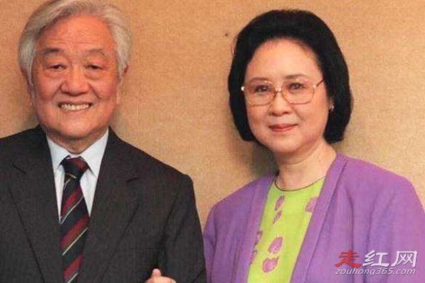 ����С����λʷ�ع� ��ƽ���������������氮��