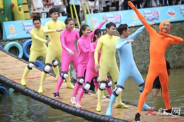 ҡ��Ц����С�������������� ��˭���ݵ�