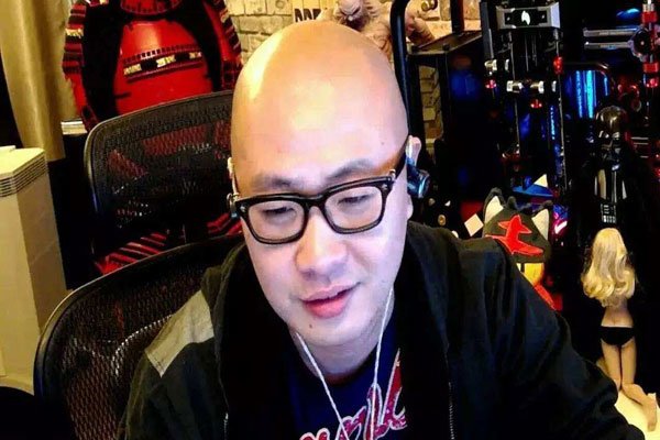 ��ɱ����ô���� ���Ϻ�Ů����ǮСҶ��������ϵ