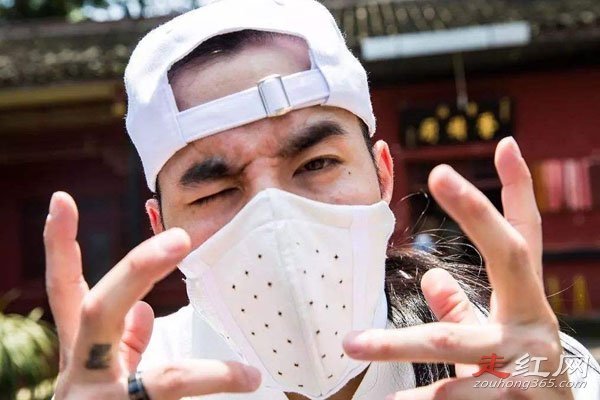 ��չ�ɸ��˼������ ��˵���ĸ�ĸ���й���