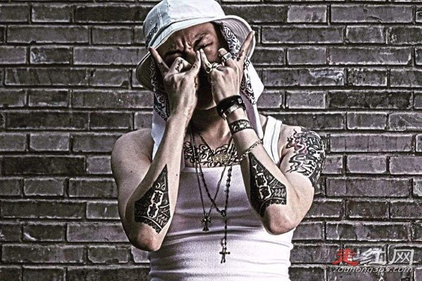 ��չ�ɸ��˼������ ��˵���ĸ�ĸ���й���