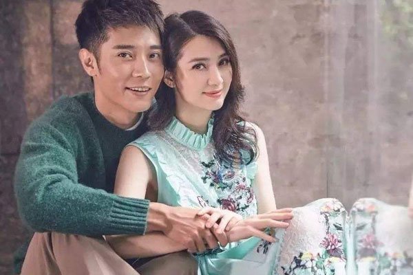 张丹峰出轨门 洪欣居然帮助经纪人毕滢说话