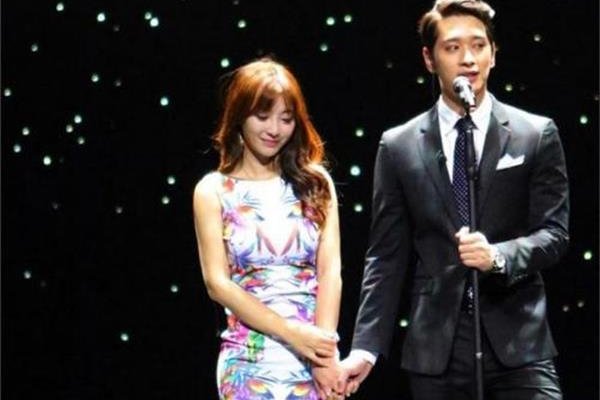 ����ǰ������˭ѽ ��ô�Ըв�ȱ�еİ�