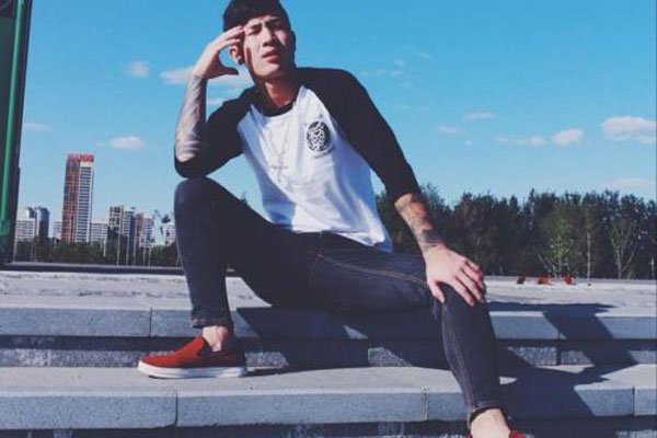 ��С��ʦ����˭ �ǿ��������Ůͽ��