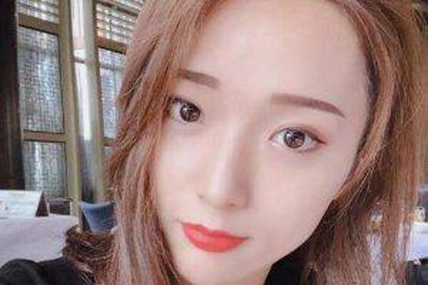 ��С��ʦ����˭ �ǿ��������Ůͽ��