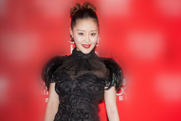 �캣���¼���ʲô �ھưɵ���������Ƭ