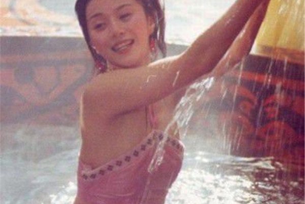 范冰冰的神秘花园是哪个平台 一个买衣服的APP