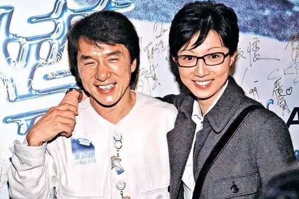 ����������ַｿ�¼�ʼĩ ˽��Ů��׿�֣�