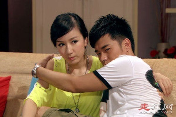 �ºպ�¦����˽�¹�ϵ ��Ϸ�����н��µ�����