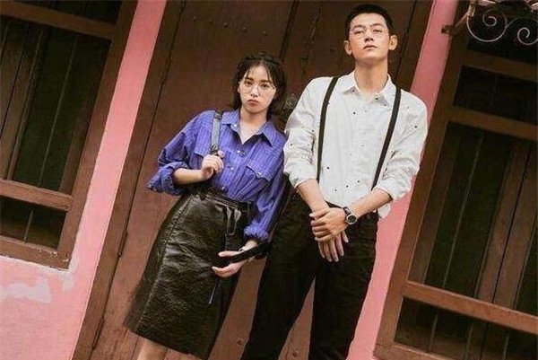 纪尘凌和阚清子的故事 俩人一起同居过吗