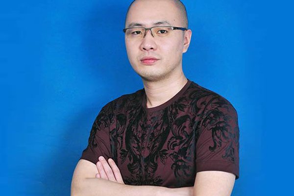 刘杀鸡怎么那么有钱 抬手就是数万元的礼物