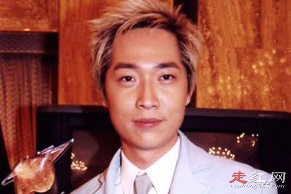 ����ΰ��ͬ־��Ϊʲô����� ������ĸ�ĸ��ͬ�������