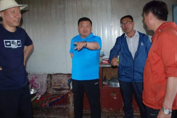 �����ϲ���ʬ�� ��������ʲô��ɫ