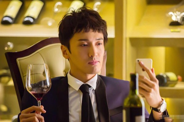 王传君微博怼爱情公寓 关我屁事不拍爱5