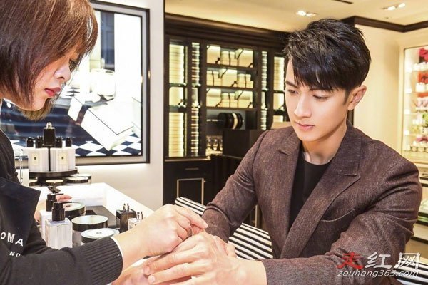 �����������˳�ʲô���� ������Ů��������ô����