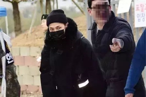 权志龙退伍时间 他什么时候回归